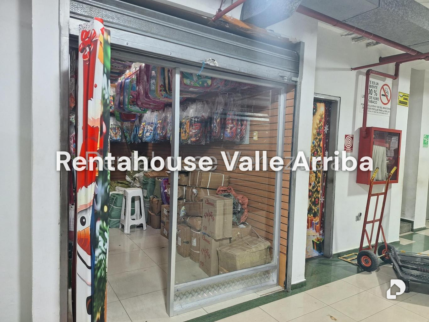 Local comercial en Parroquia La Candelaria, Caracas – 4