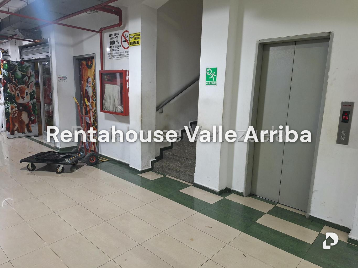 Local comercial en Parroquia La Candelaria, Caracas – 6
