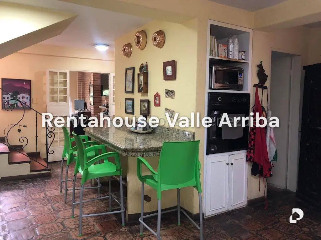 Casa en Oripoto, Caracas – 9