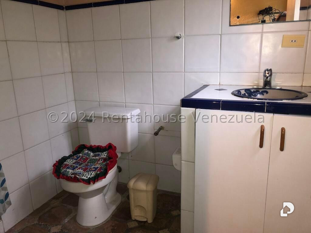 Casa en Oripoto, Caracas – 21