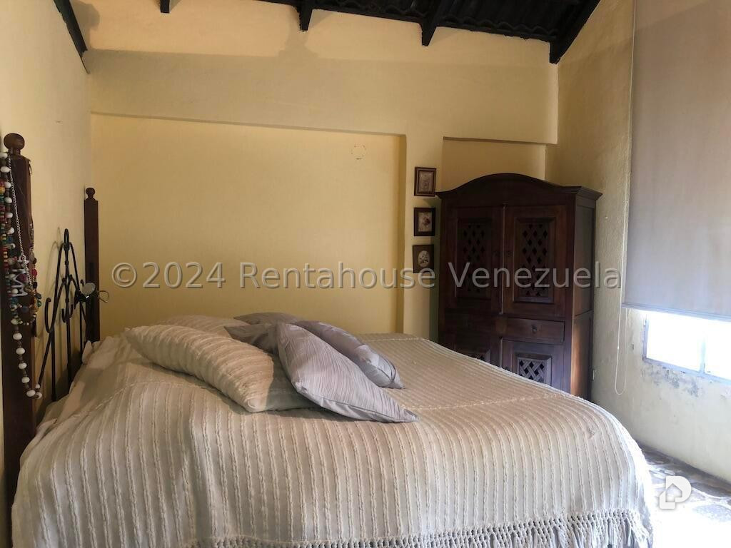 Casa en Oripoto, Caracas – 14