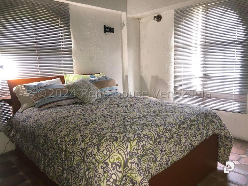 Casa en Oripoto, Caracas – 17