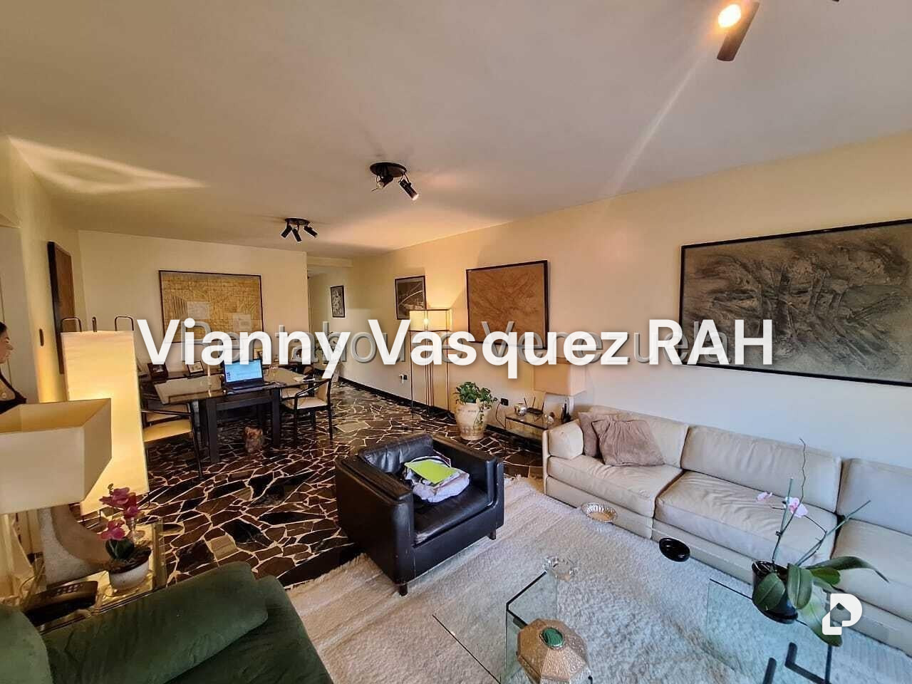 Apartamento en Campo Alegre, Caracas – 2