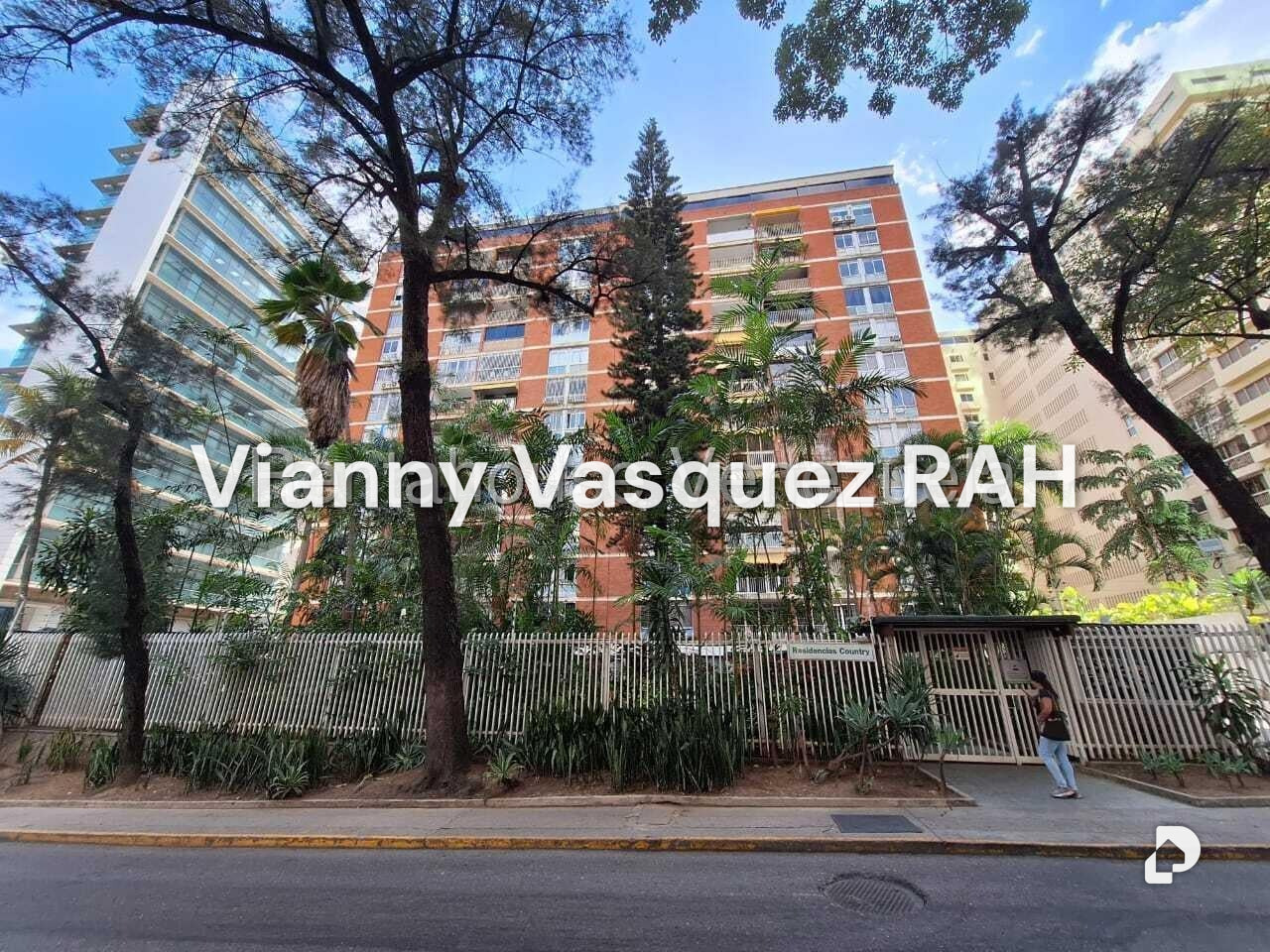 Apartamento en Campo Alegre, Caracas – 16