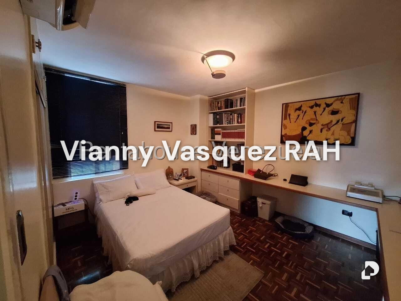 Apartamento en Campo Alegre, Caracas – 13
