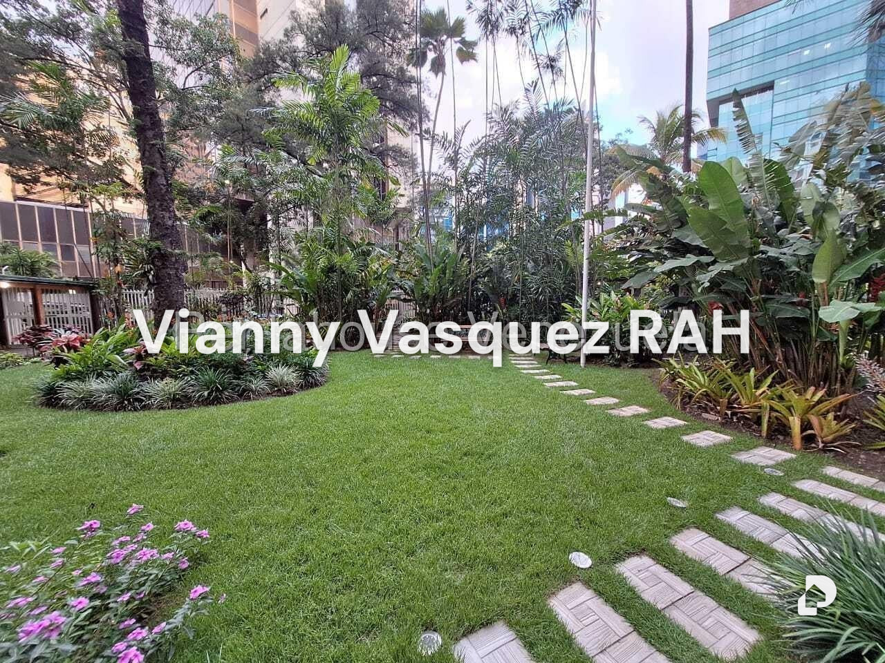 Apartamento en Campo Alegre, Caracas – 21