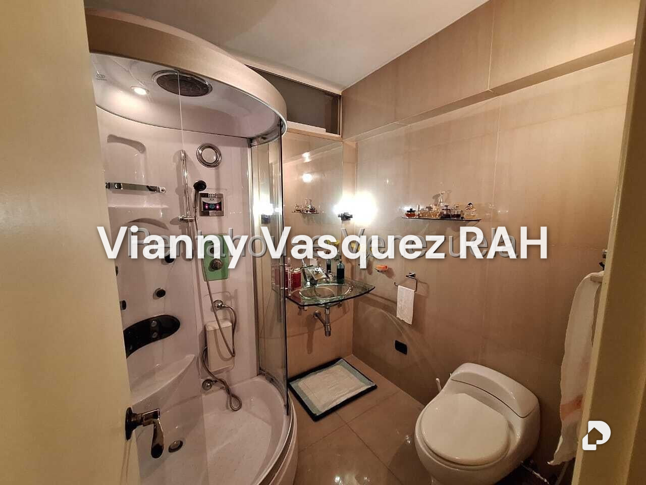 Apartamento en Campo Alegre, Caracas – 14