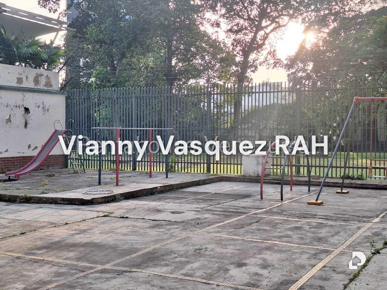 Apartamento en Campo Alegre, Caracas – 20