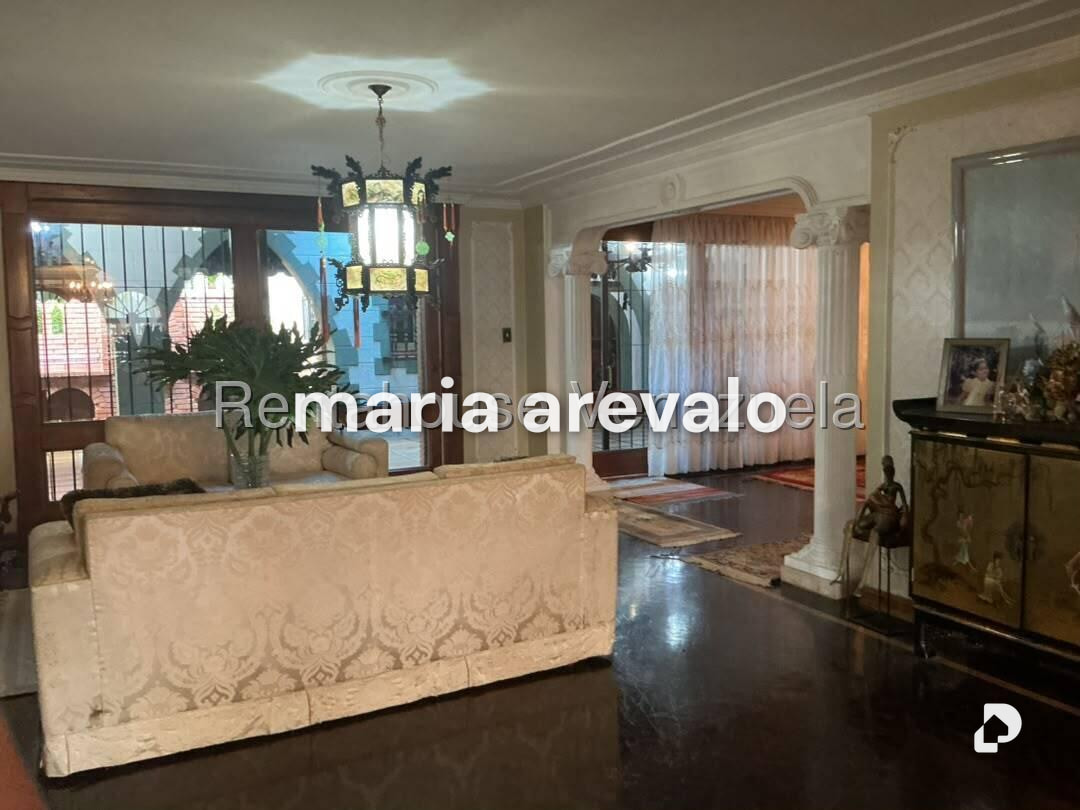 Casa en La Trinidad, Caracas – 10