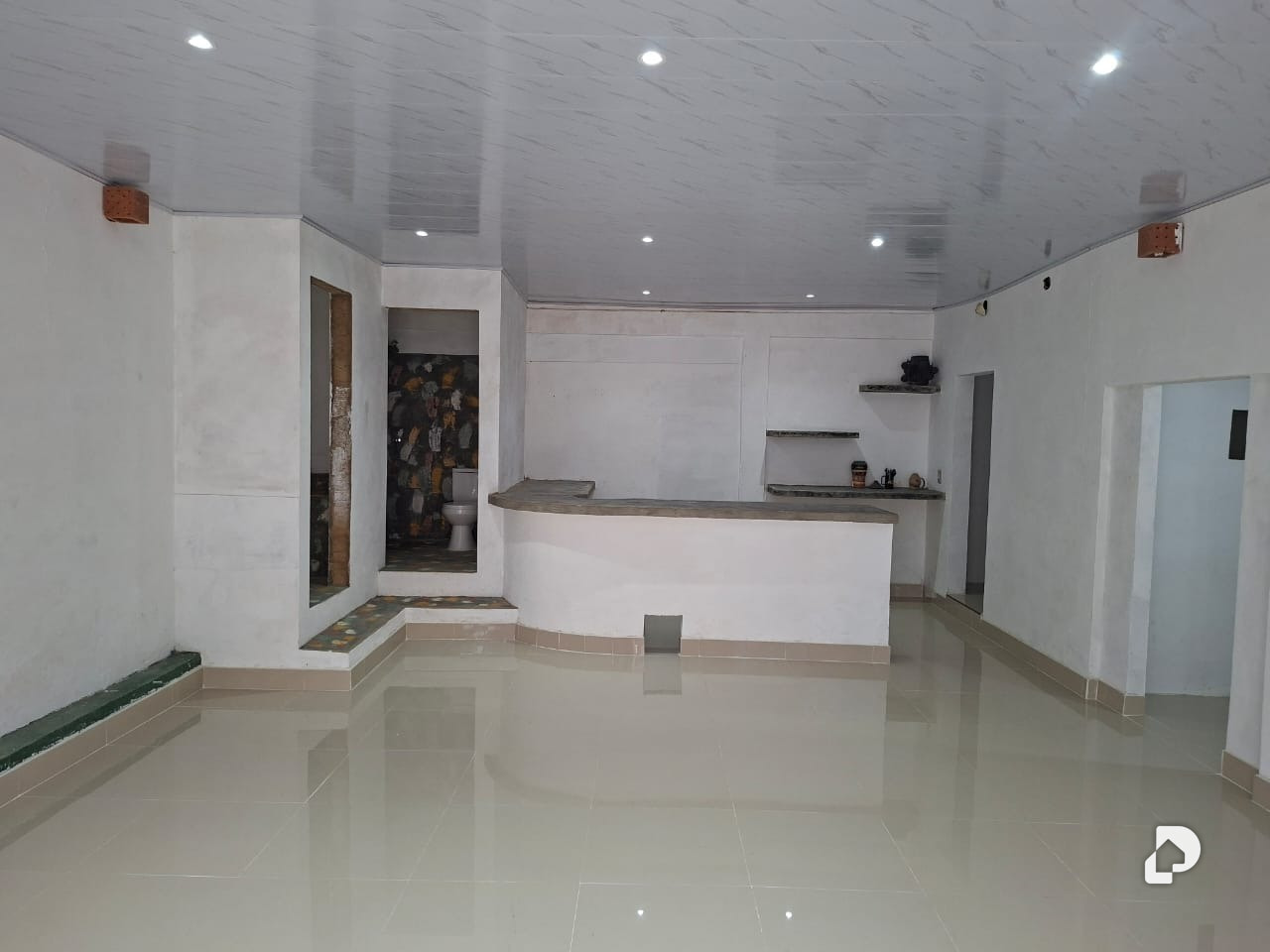 Local comercial en Paseo Bolivar, Centro de Chichirivichi, Chichiriviche – 1