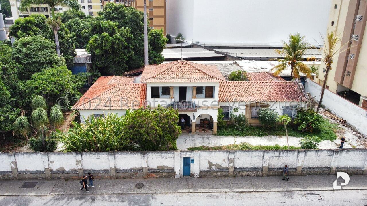 Casa en El Paraíso, Caracas – 2