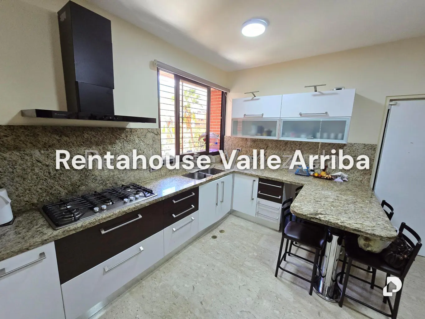Apartamento en Campo Alegre, Caracas – 11