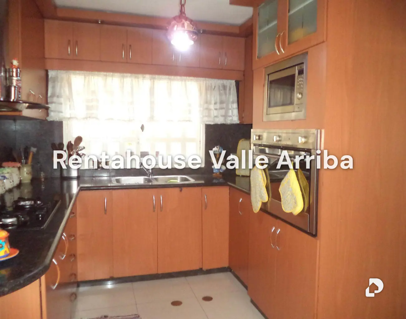 Casa en La Rosaleda, San Antonio de Los Altos – 12