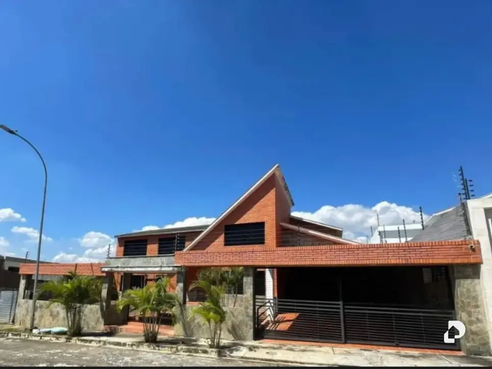 Casa en Parroquia Urbana San José, Valencia – 1