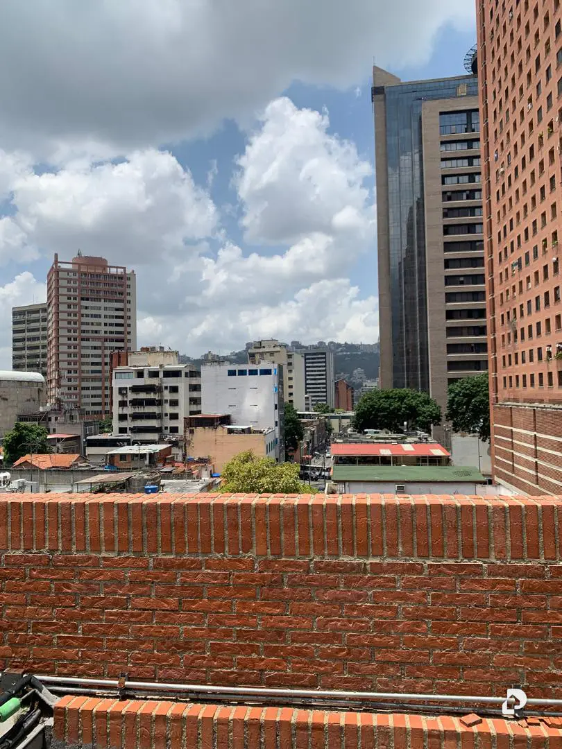 Edificio en Sabana Grande, Caracas – 28