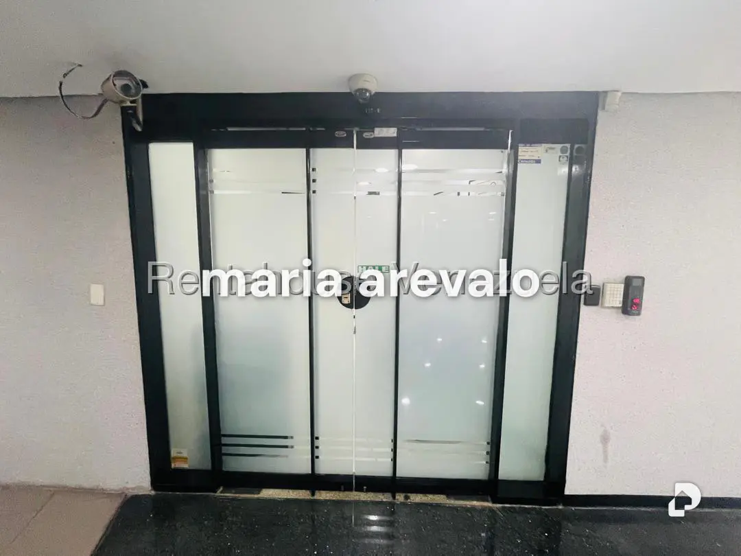 Oficina en El Rosal, Caracas – 17