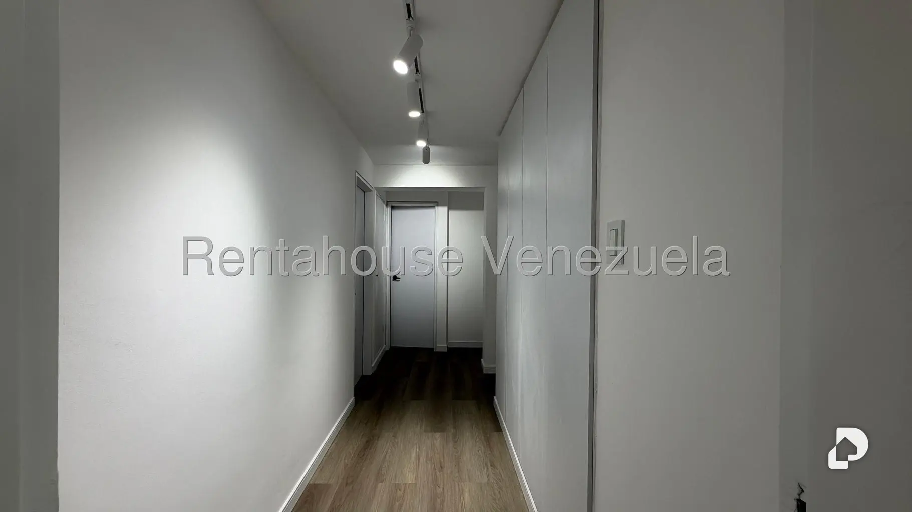 Apartamento en Cerro Verde, Caracas – 18