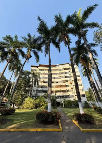 Apartamento en Cantarrana, Maracay - 1