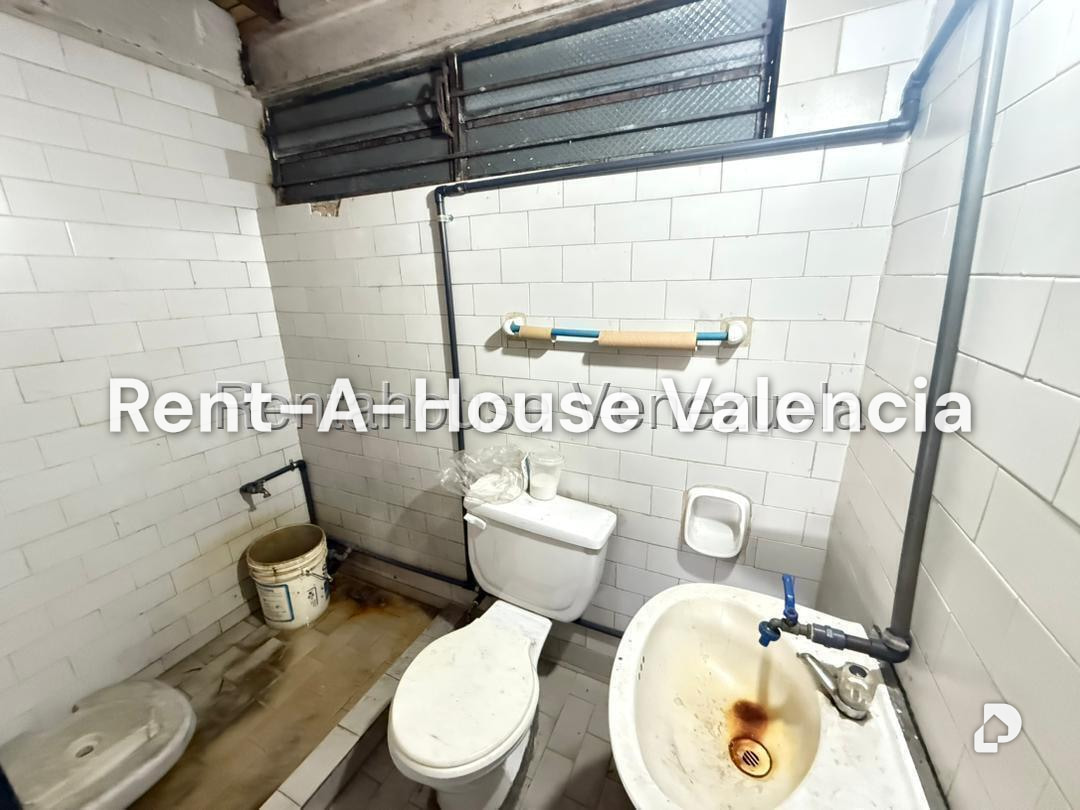 Local comercial en Santa Cecilia, Valencia – 41