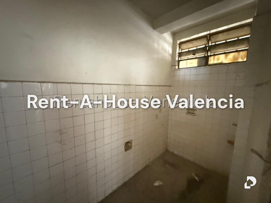 Local comercial en Santa Cecilia, Valencia – 40