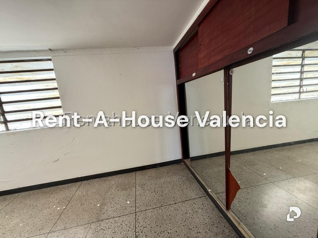 Local comercial en Santa Cecilia, Valencia – 26