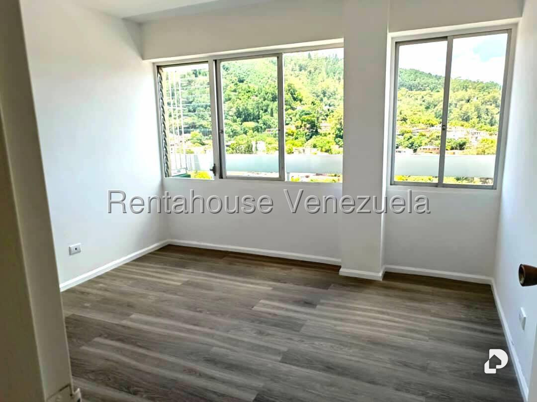 Apartamento en La Boyera, Caracas – 11