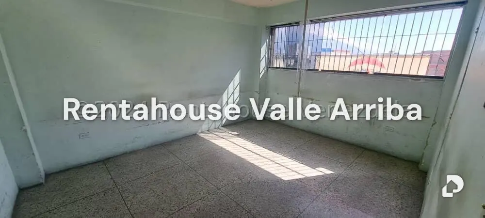 Local comercial en Catia, Caracas – 12
