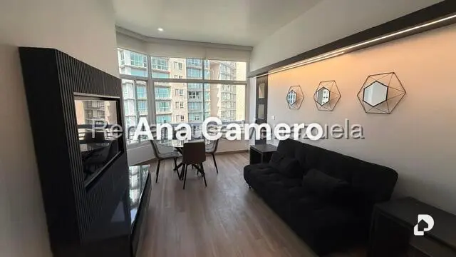 Apartamento en El Rosal, Caracas – 3