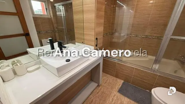 Apartamento en El Rosal, Caracas – 12