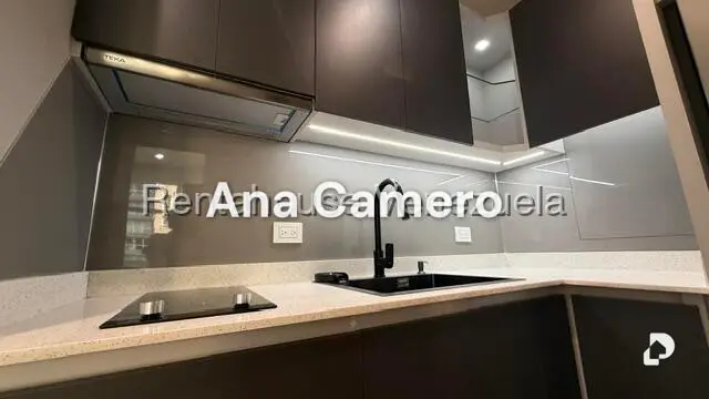 Apartamento en El Rosal, Caracas – 8