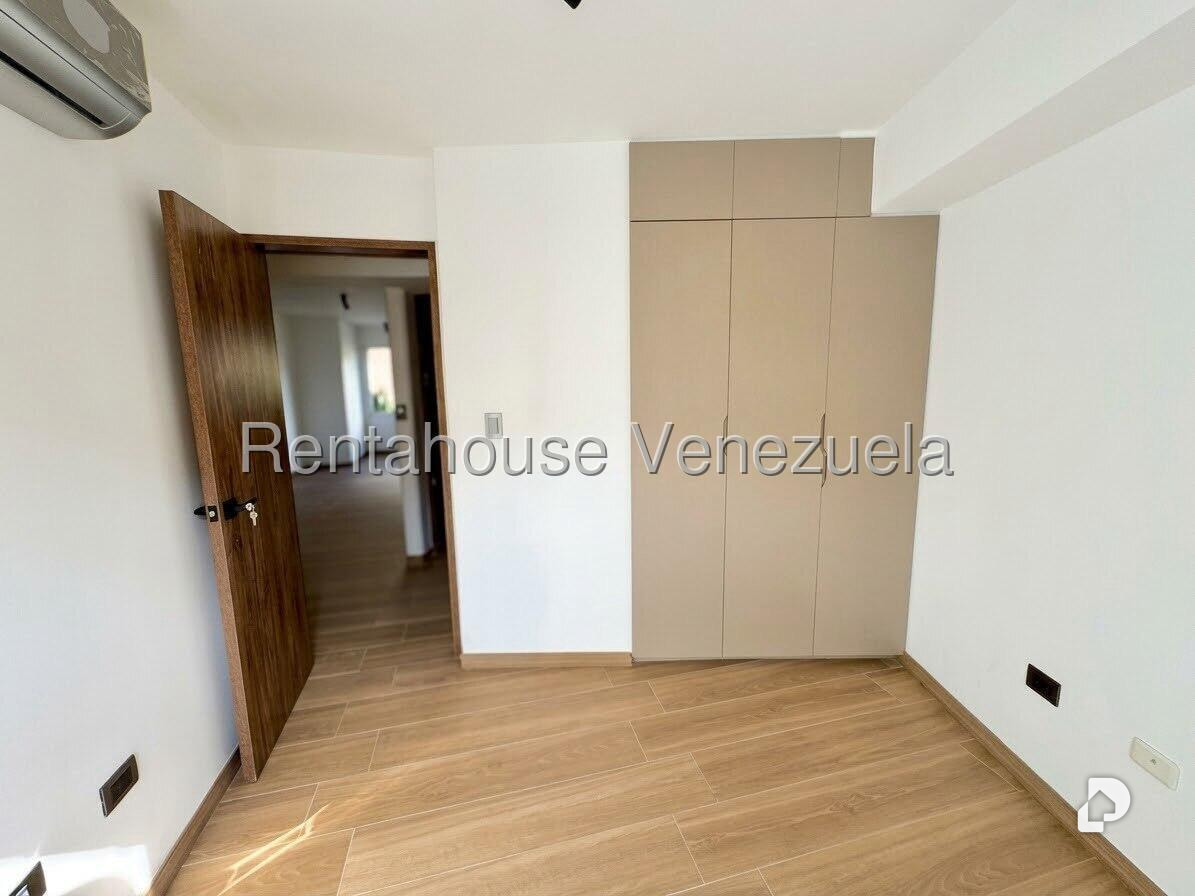 Apartamento en El Cigarral, Caracas – 21