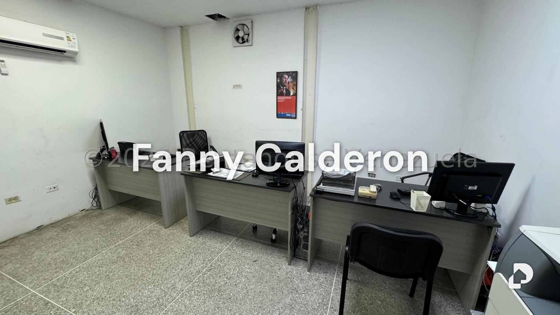 Local comercial en Catia, Caracas – 30