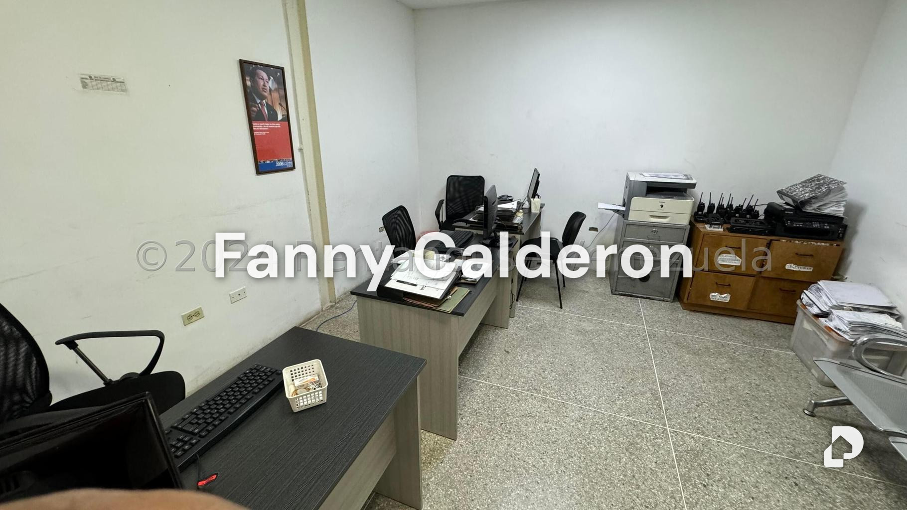 Local comercial en Catia, Caracas – 27