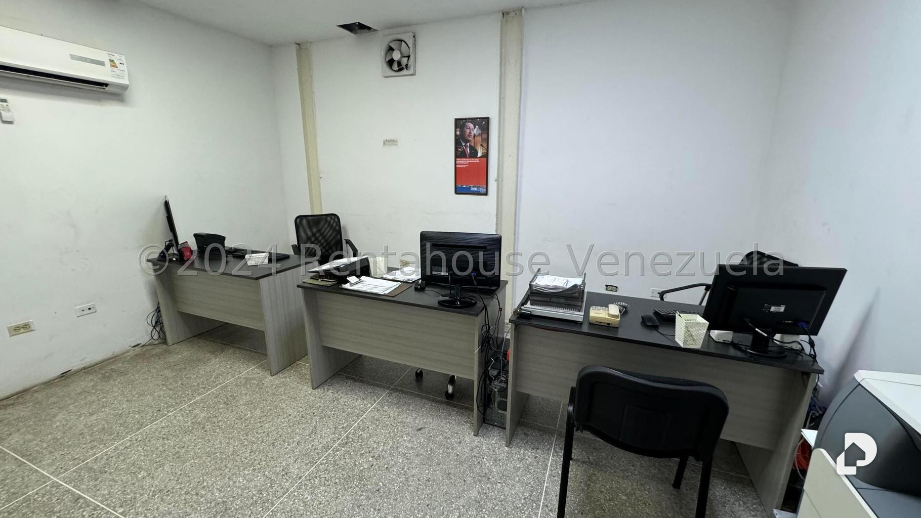 Local comercial en Catia, Caracas – 30