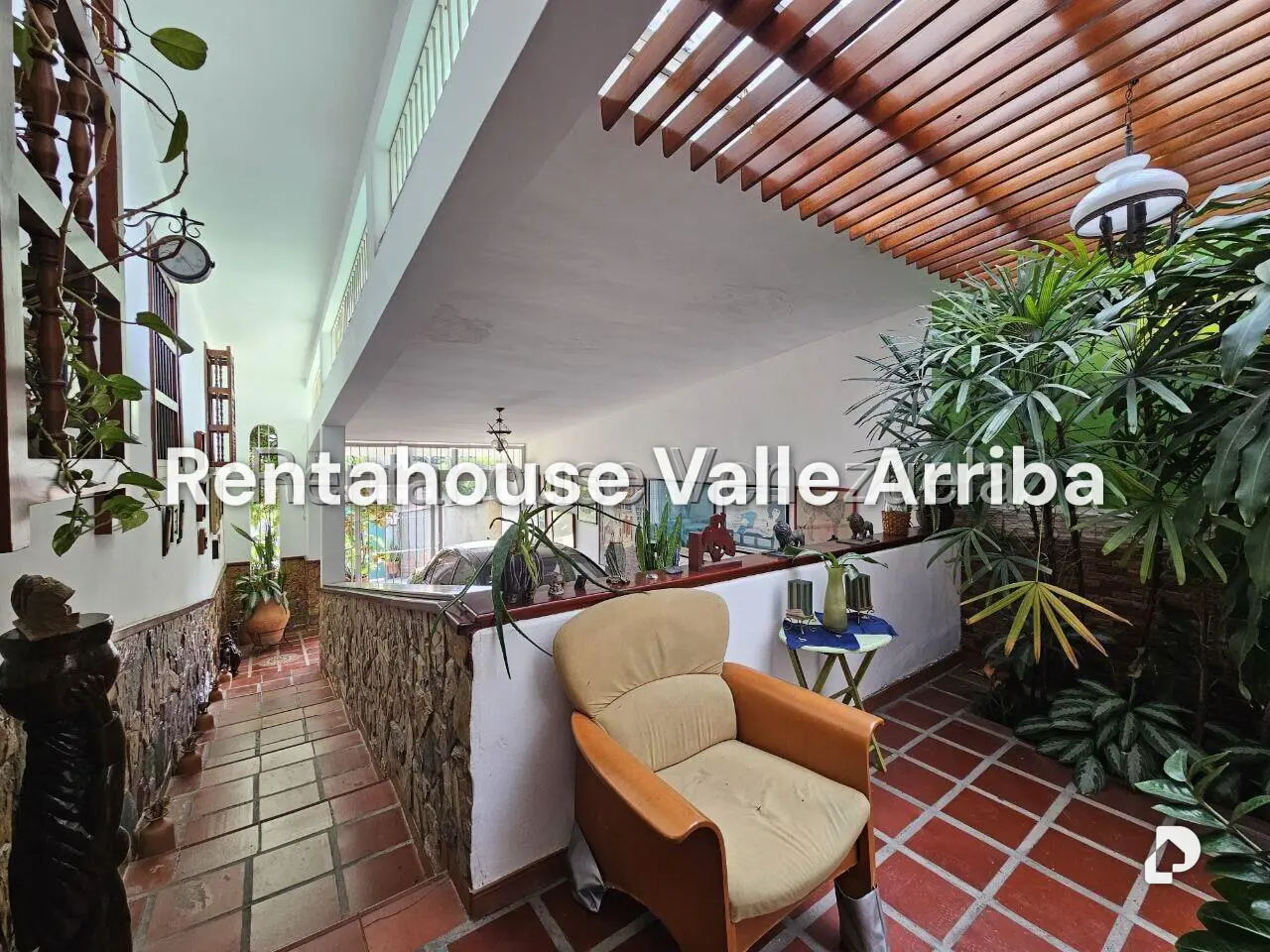 Casa en Los Palos Grandes, Caracas – 10