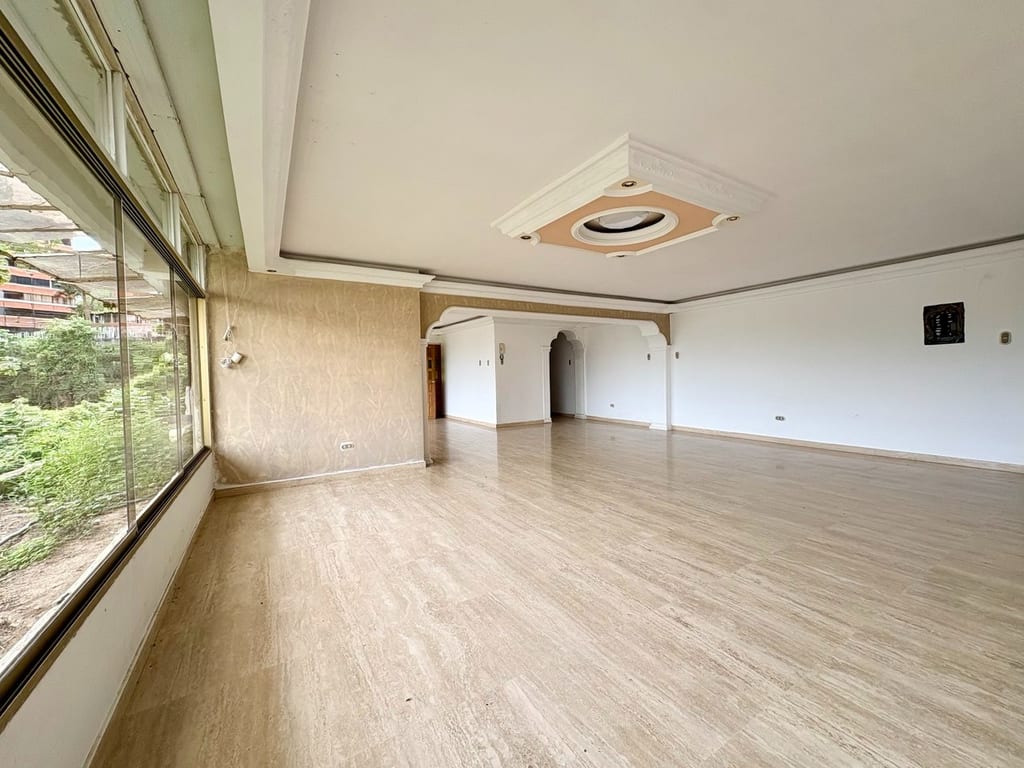 Apartamento en El Picacho, Altos Mirandinos - 1
