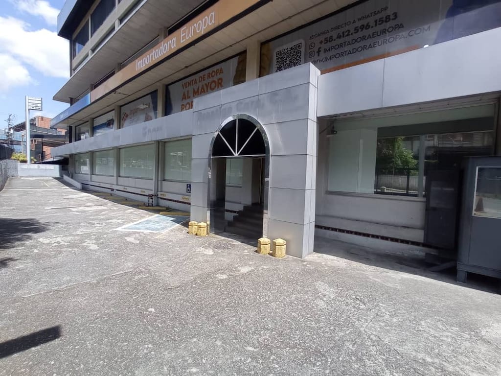 Local comercial en Boleíta Norte, Caracas - 1