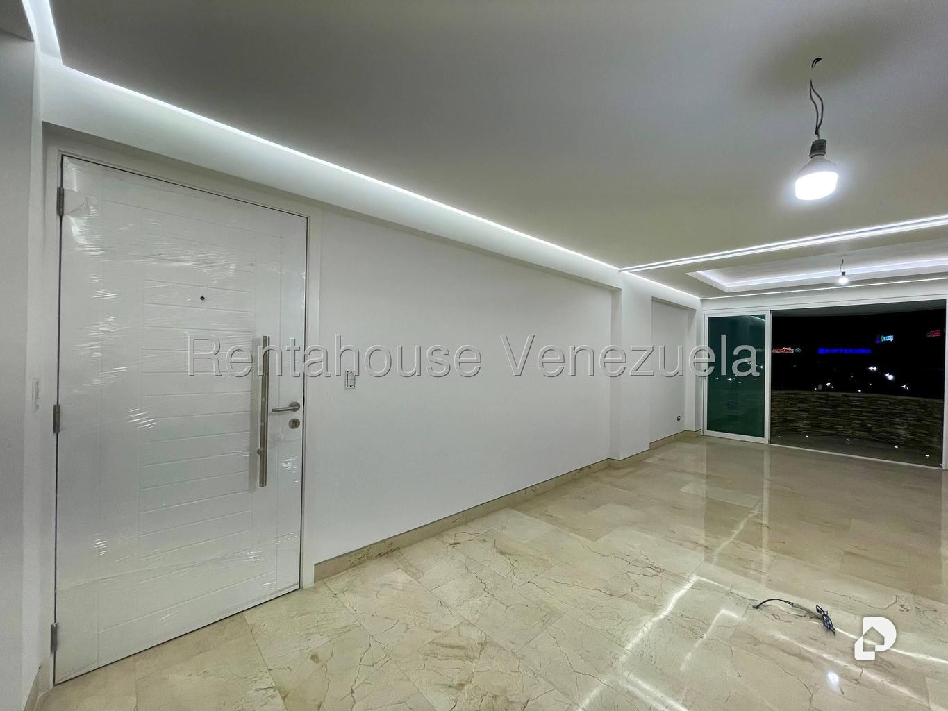 Apartamento en El Rosal, Caracas – 16