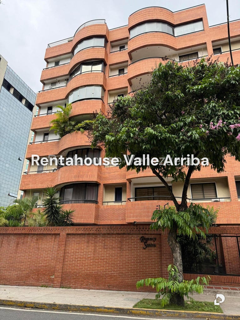 Apartamento en Campo Alegre, Caracas – 2