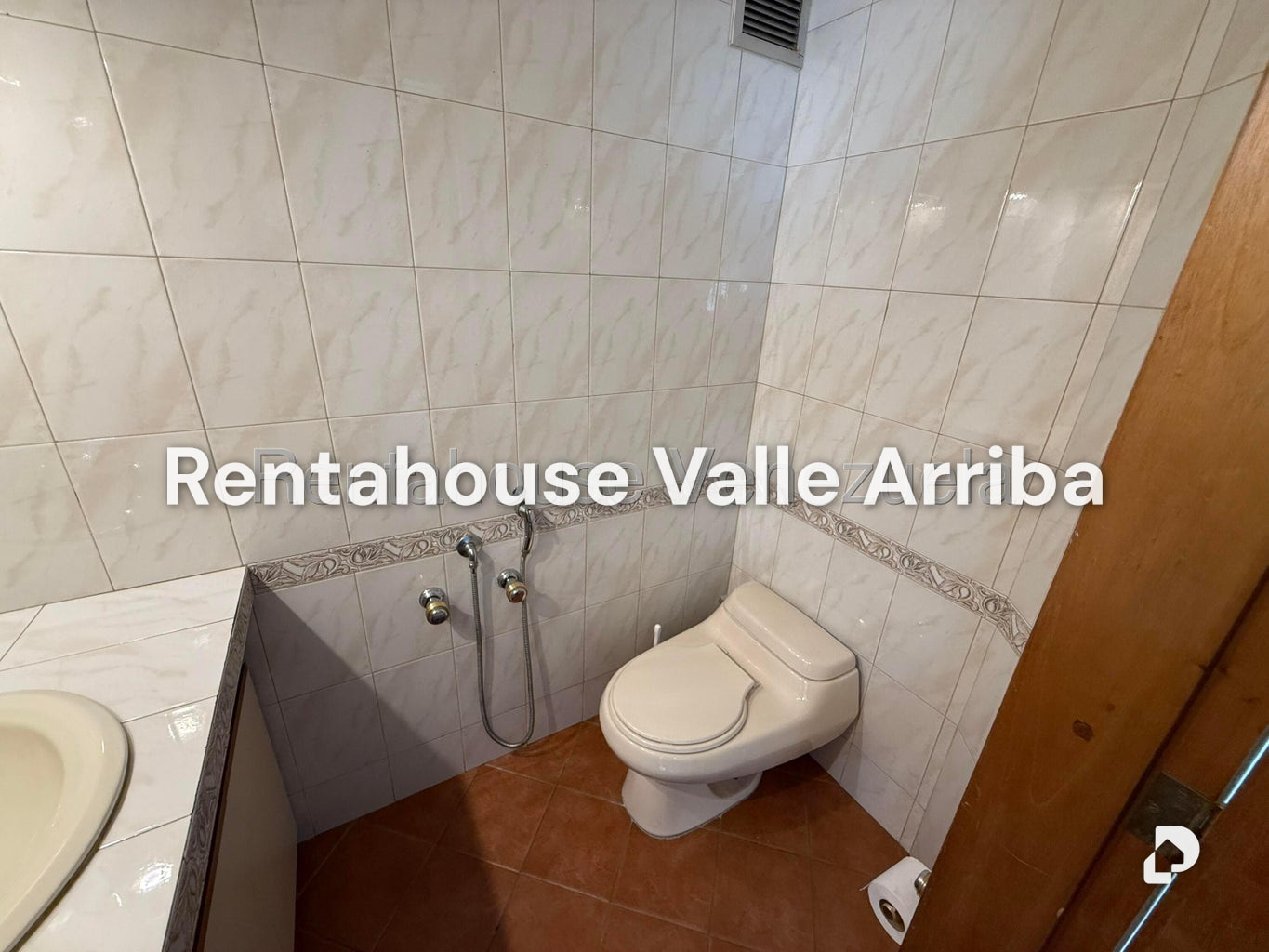 Apartamento en Campo Alegre, Caracas – 16