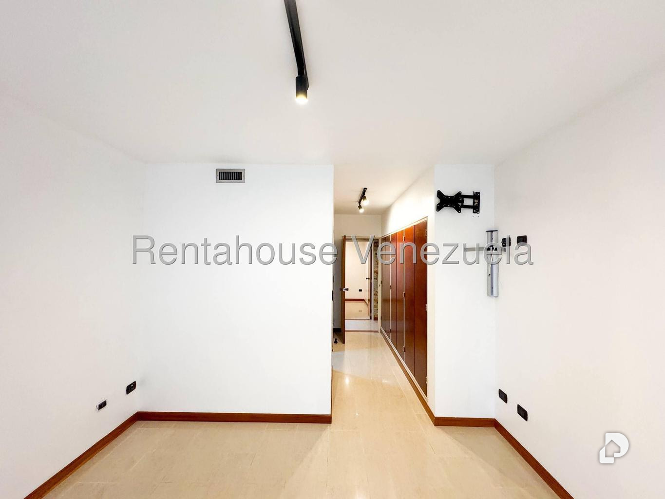 Apartamento en Los Naranjos de las Mercedes, Caracas – 20