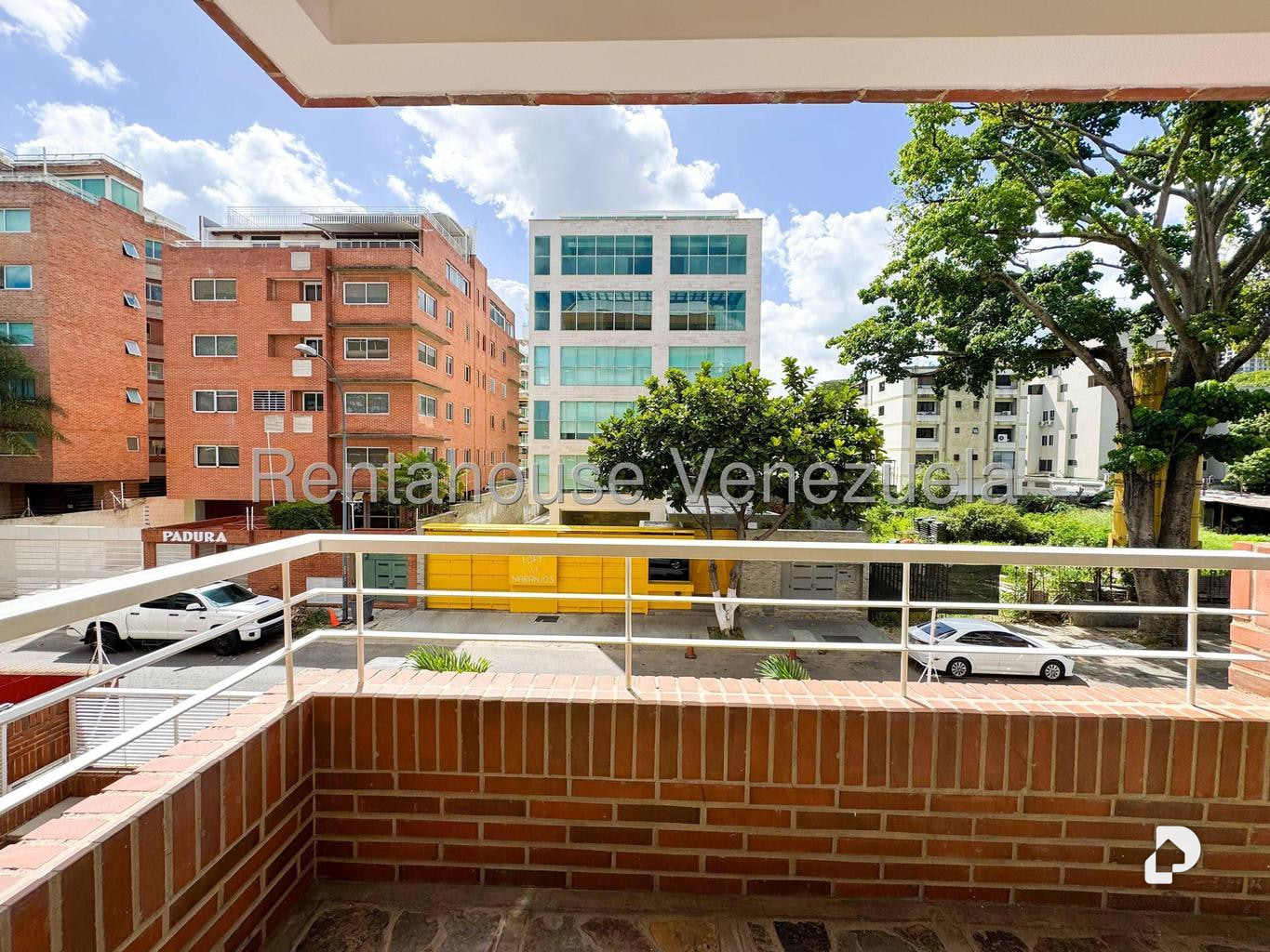 Apartamento en Los Naranjos de las Mercedes, Caracas – 12