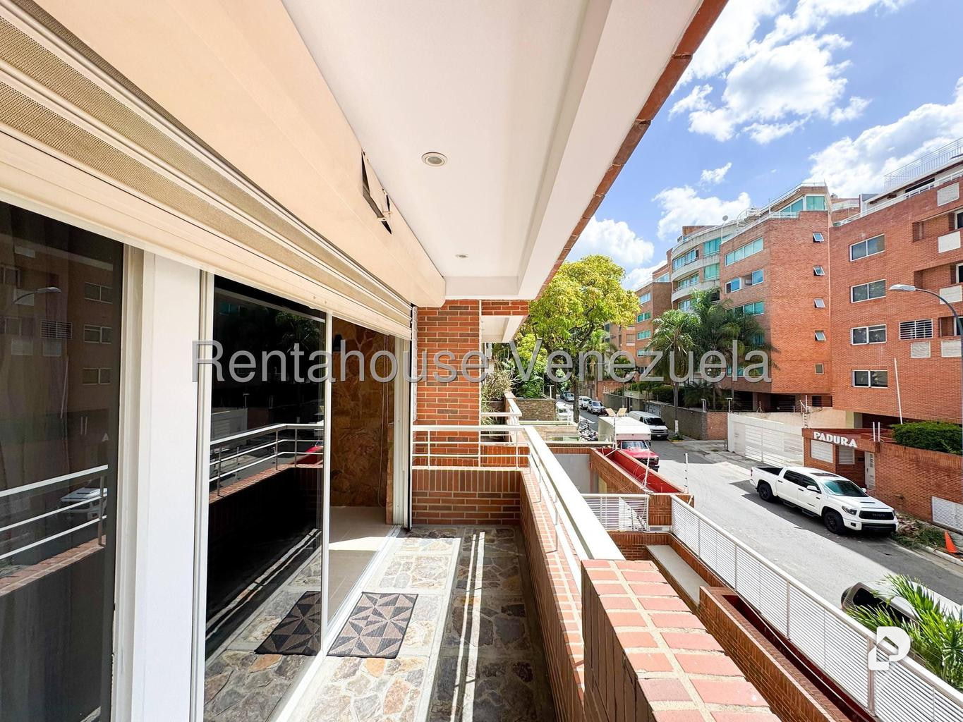 Apartamento en Los Naranjos de las Mercedes, Caracas – 16