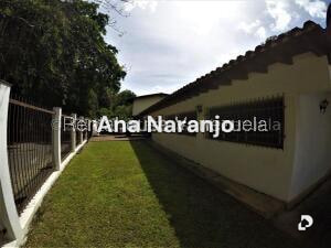 House in Prados del Este, Caracas – 13