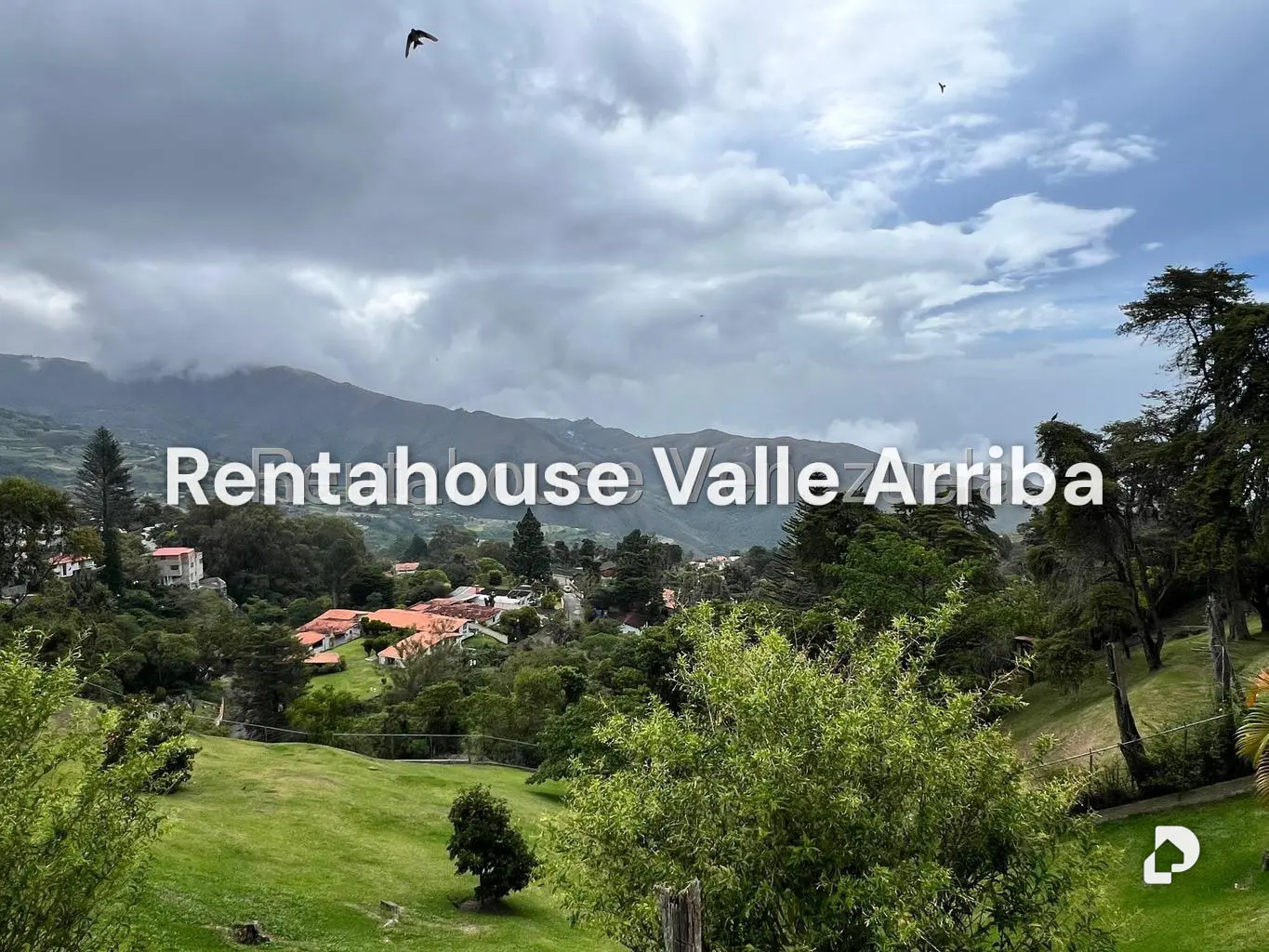 House in El Junko, Caracas – 31