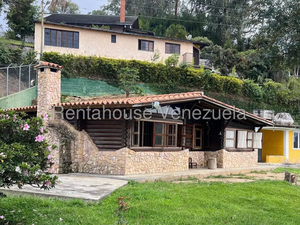 House in El Junko, Caracas - 1