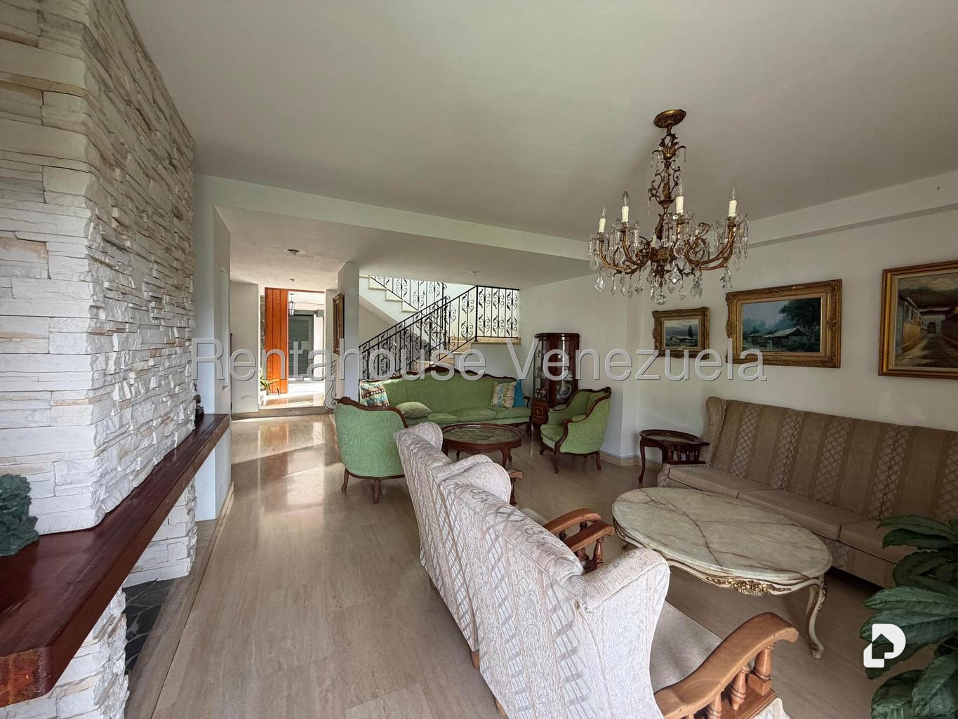 Casa en Villa Nueva Hatillo, Caracas – 2