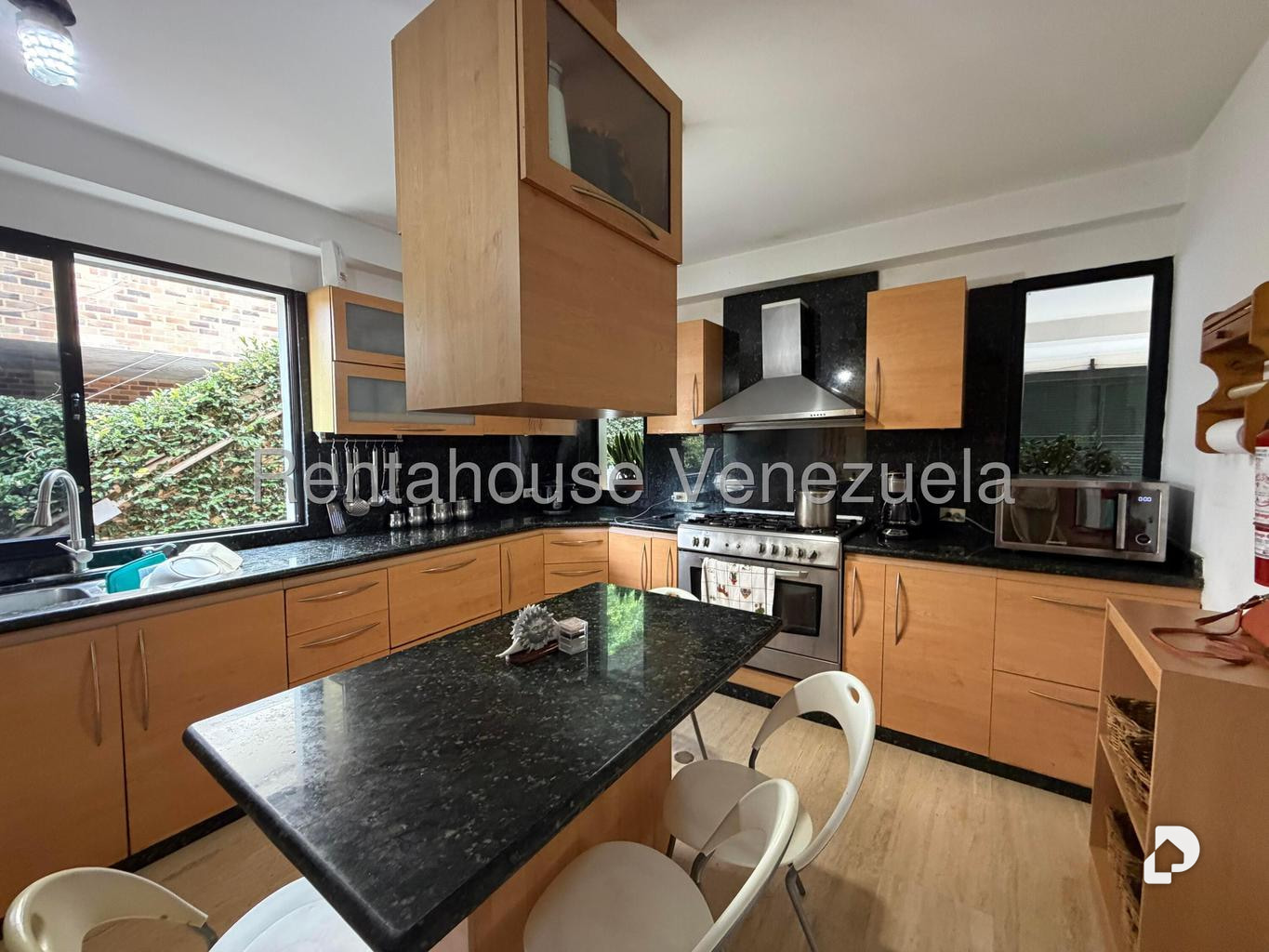 Casa en Villa Nueva Hatillo, Caracas – 8