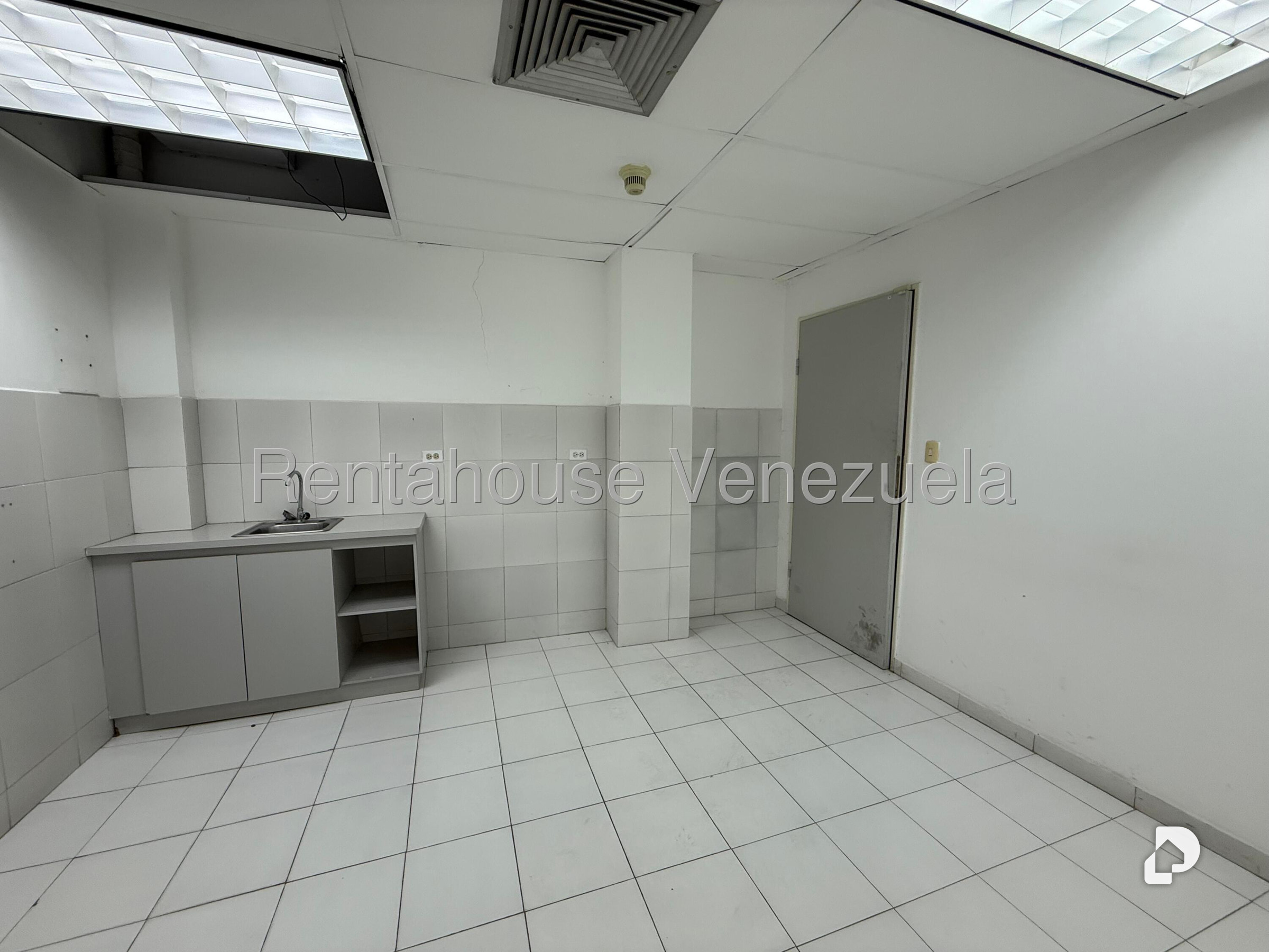 Casa en Altamira, Caracas – 18