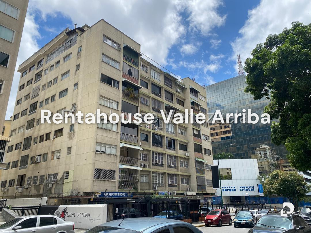 Local comercial en Los Palos Grandes, Caracas – 1